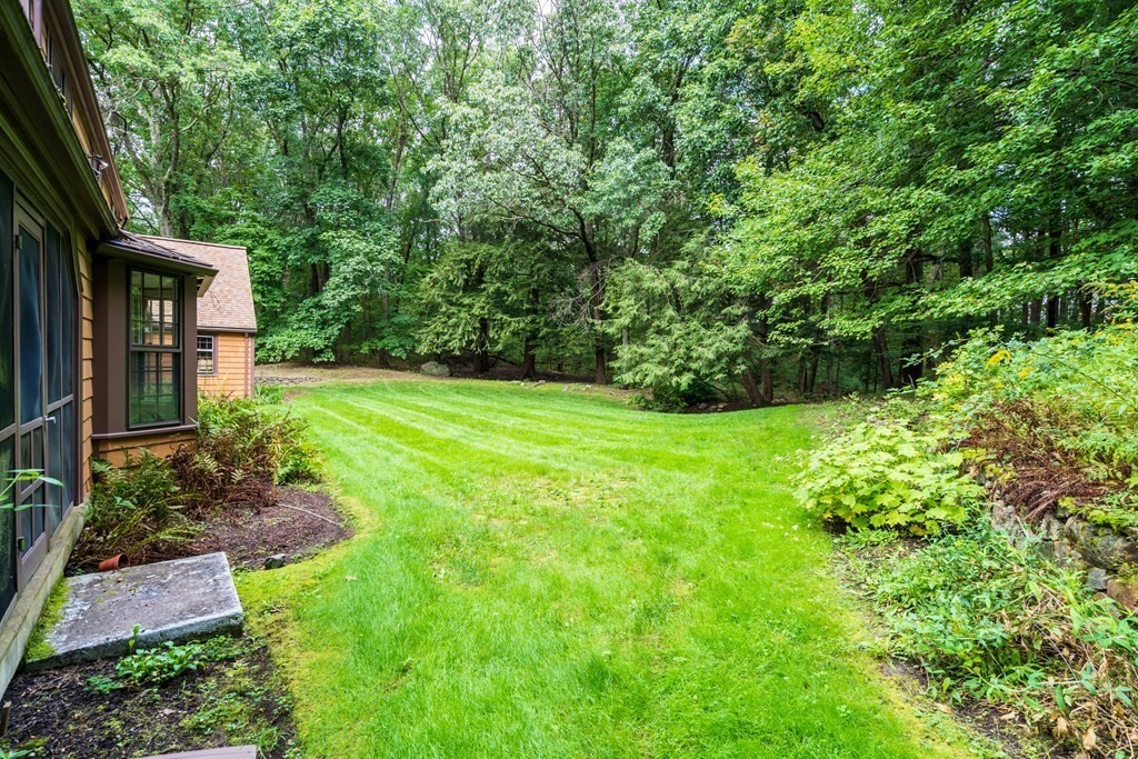 81 Draper Road Wayland, MA 01778 - Photo 31 of 39
