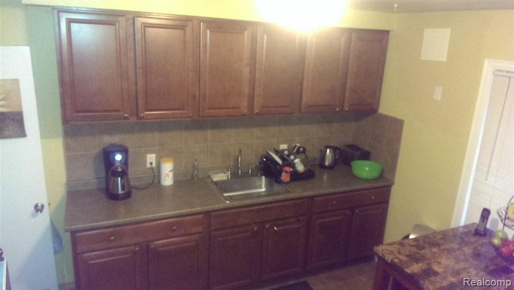 7710 Miller Road Dearborn, MI 48126 - Photo 11 of 15