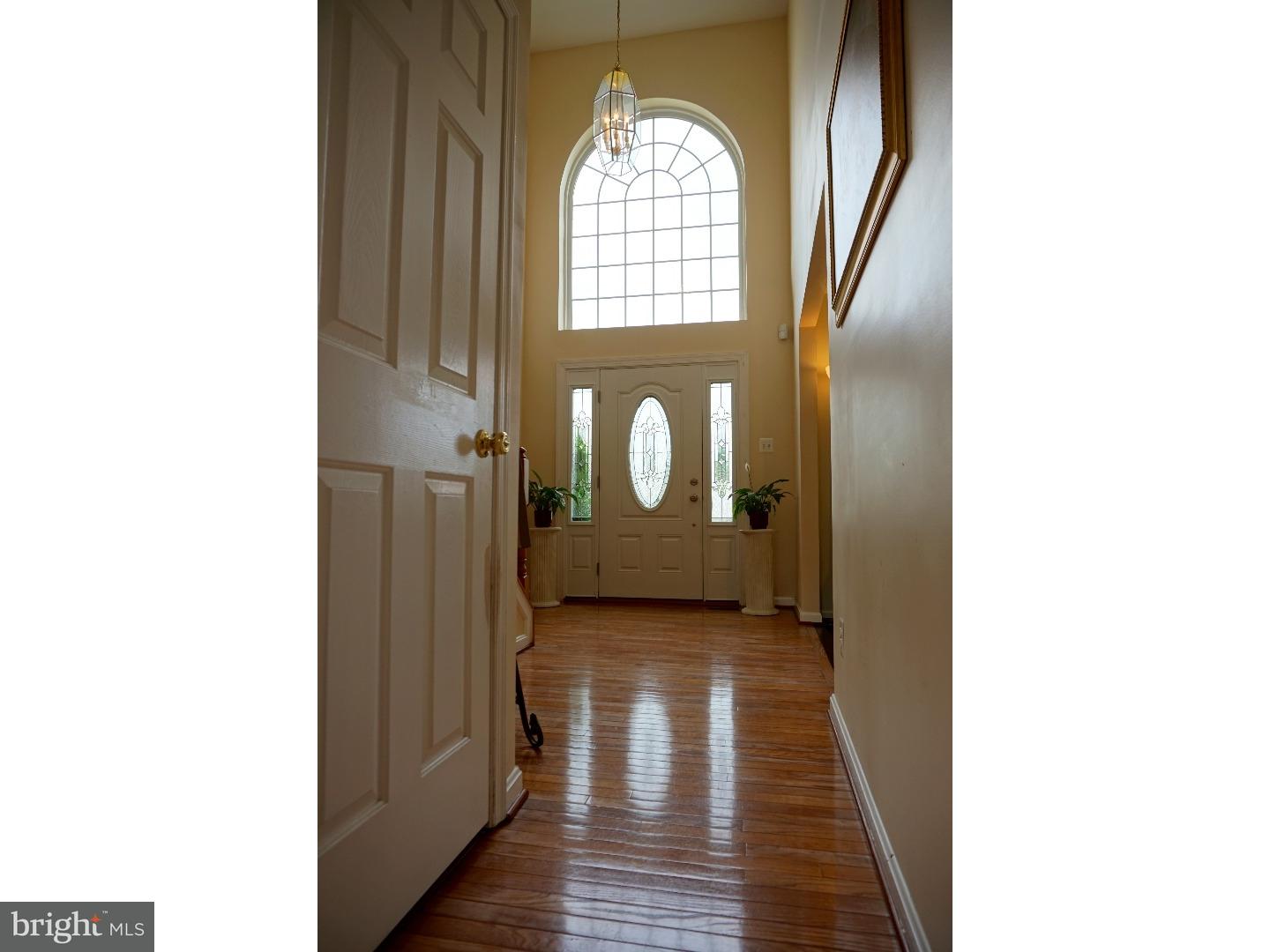 17 Bancroft Road New Castle, DE 19720 - Photo 24 of 25 Foyer