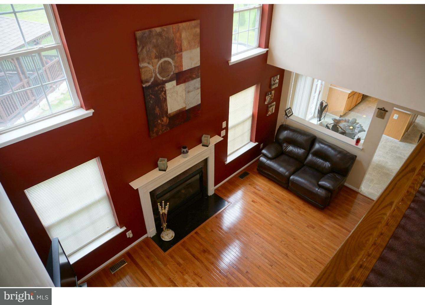 17 Bancroft Road New Castle, DE 19720 - Photo 5 of 25 Family Room