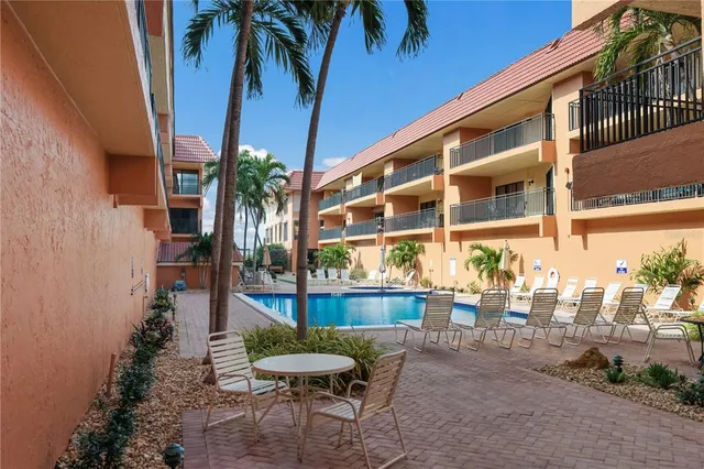 a view of a tennis court