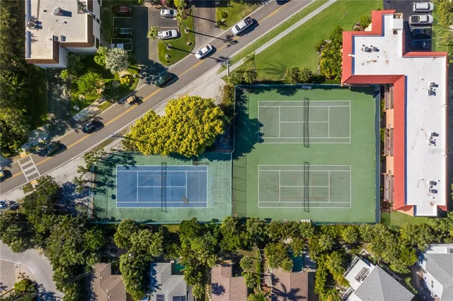 $895,000 | 6006 Gulf Drive, Unit 214, Holmes Beach, FL 34217