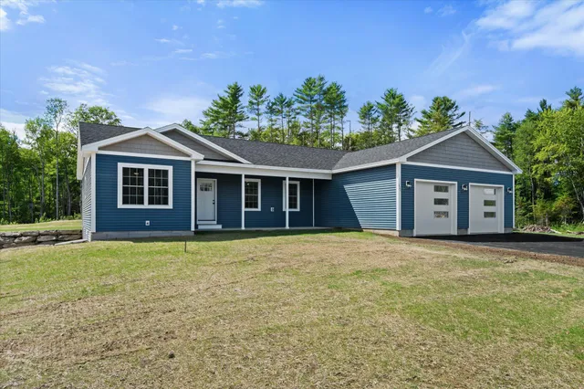 $539,900 | 633 Streamside Avenue, Hermon, ME 04401