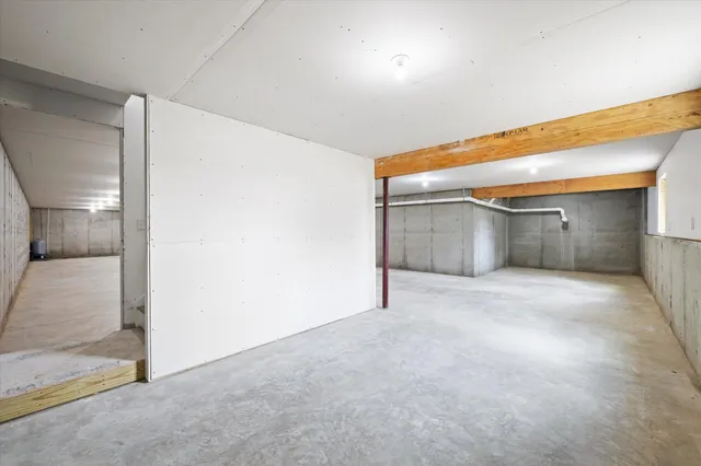 $539,900 | 633 Streamside Avenue, Hermon, ME 04401