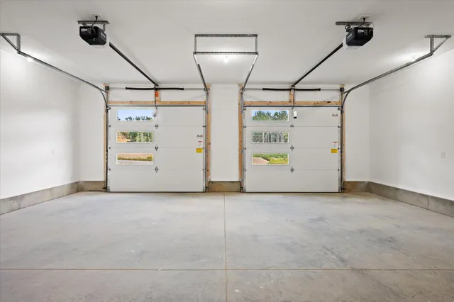 $539,900 | 633 Streamside Avenue, Hermon, ME 04401