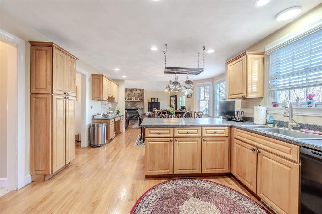 155 Trull Road Tewksbury, MA 01876 - Photo 5 of 25 Gallery Image 5