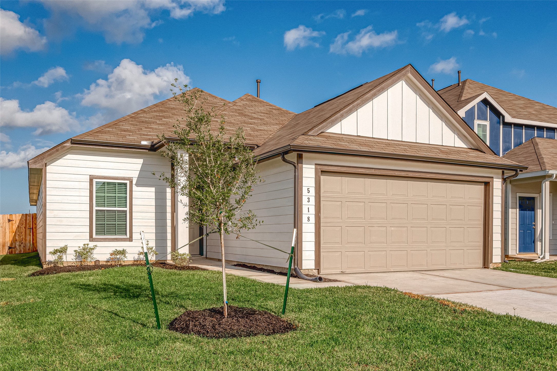 5318 Briana Dee Drive Rosharon, TX 77583 - Photo 1 of 29 a view of a house with a yard