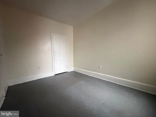 a view of entryway and hall