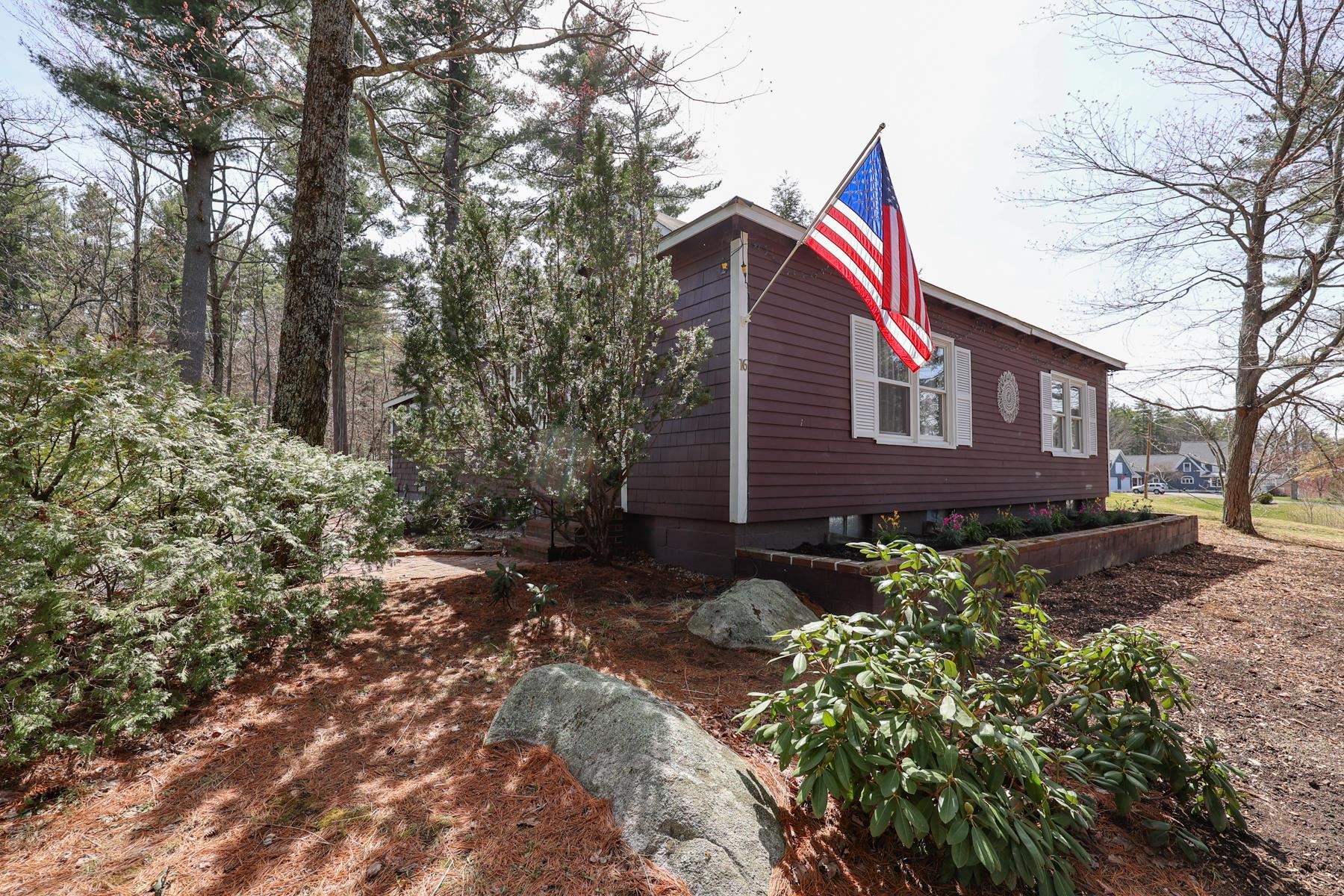 16 Grandview Road Bow, NH 03304 - Photo 1 of 37