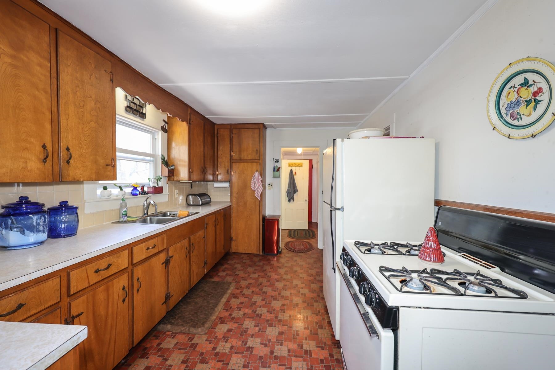 16 Grandview Road Bow, NH 03304 - Photo 12 of 37