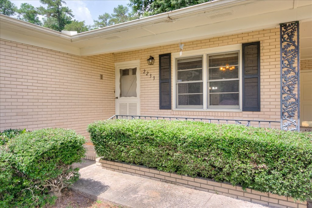2233 Silverdale Road Augusta, GA 30906 - Photo 5 of 32