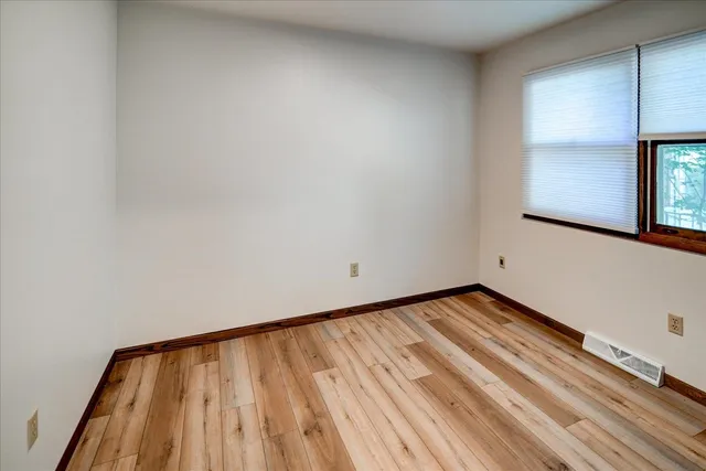 $2,500 | 6715 Century, Middleton, WI 53562