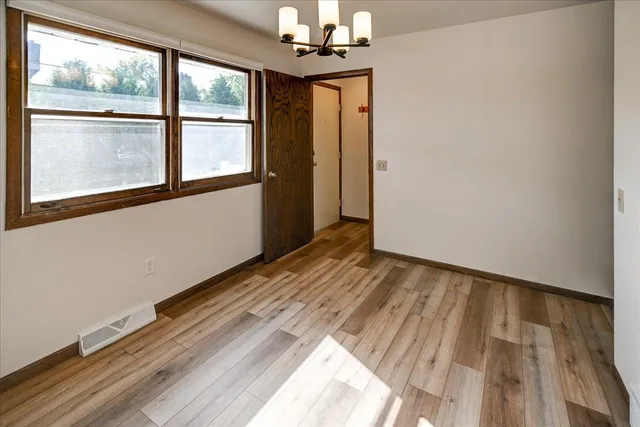 $2,500 | 6715 Century, Middleton, WI 53562