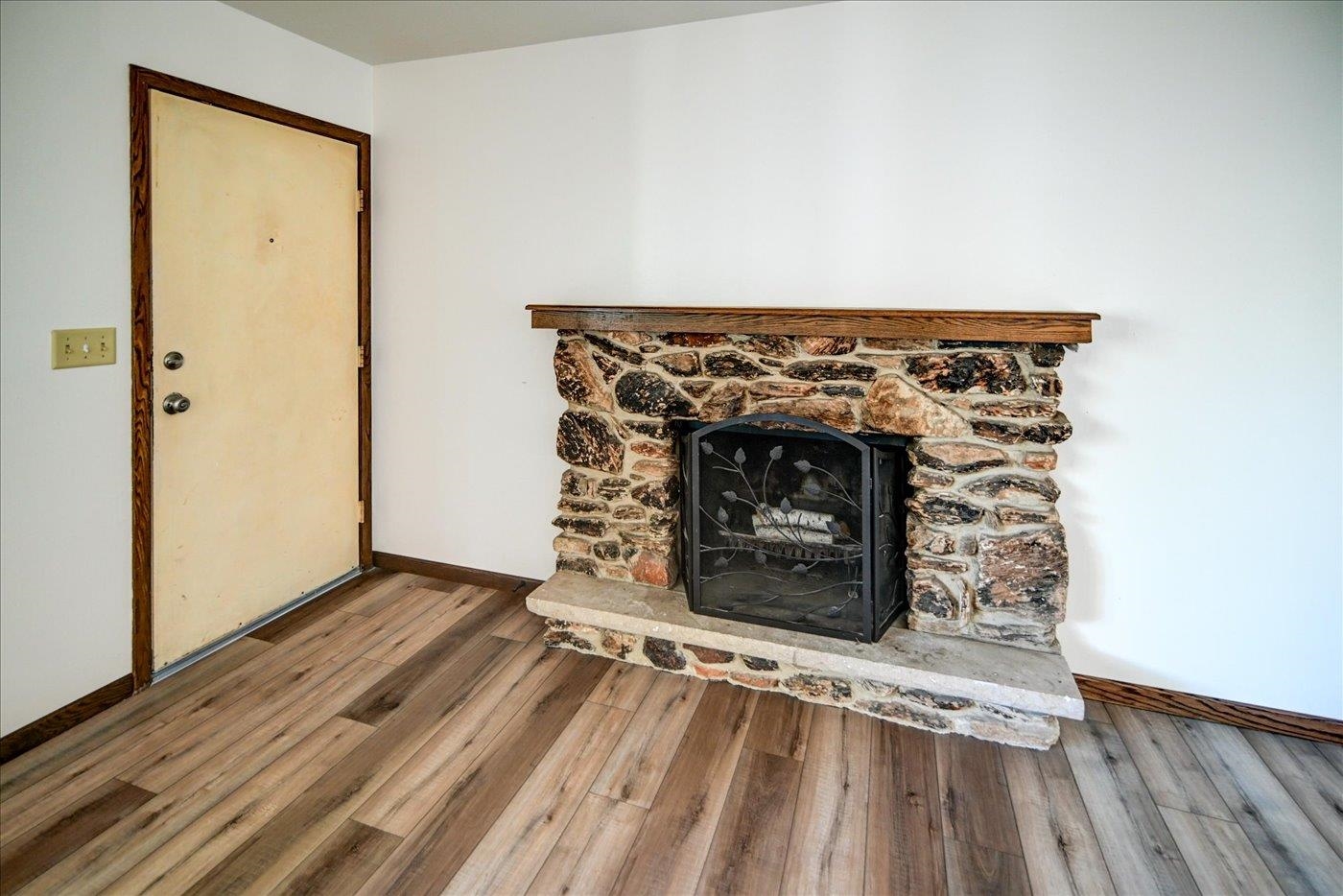 6715 Century Middleton, WI 53562 - Photo 3 of 56