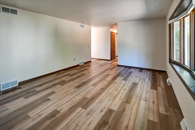 $2,500 | 6715 Century, Middleton, WI 53562