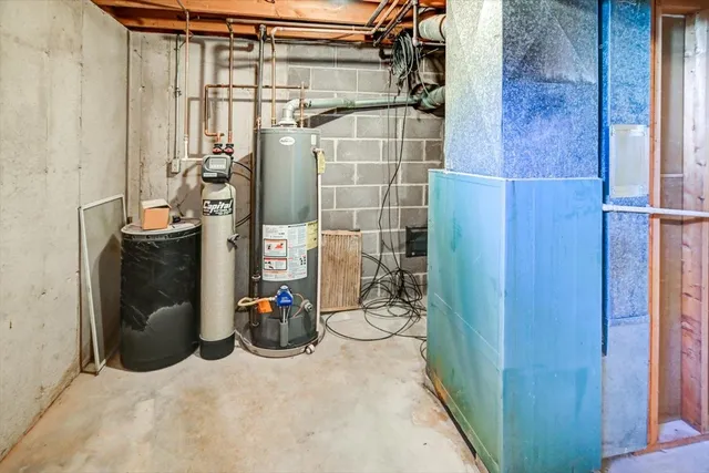 $2,500 | 6715 Century, Middleton, WI 53562