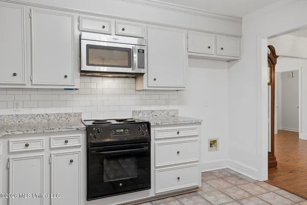 $279,000 | 100 Glenwood Drive, Madison, MS 39110