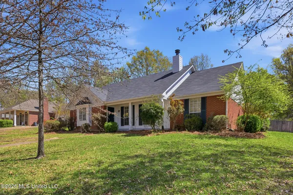 $279,000 | 100 Glenwood Drive, Madison, MS 39110