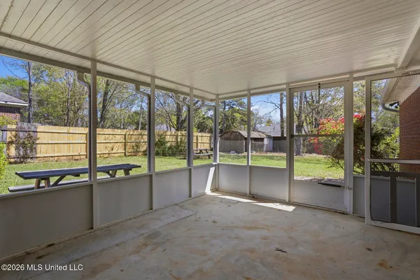 $279,000 | 100 Glenwood Drive, Madison, MS 39110