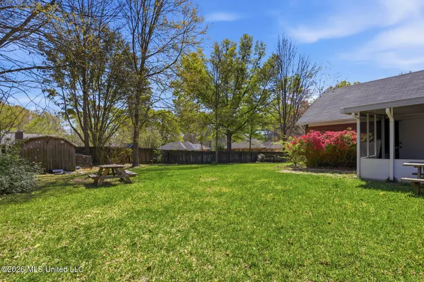 $279,000 | 100 Glenwood Drive, Madison, MS 39110