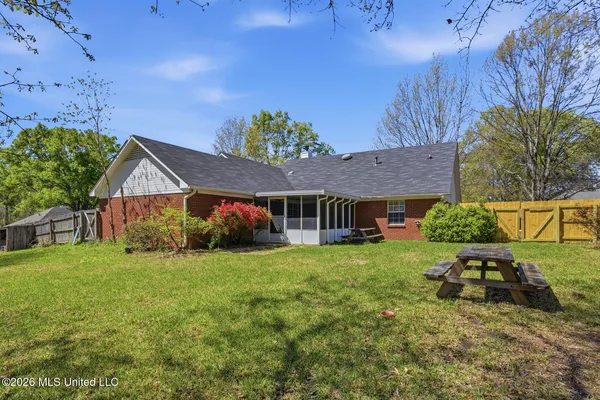 $279,000 | 100 Glenwood Drive, Madison, MS 39110