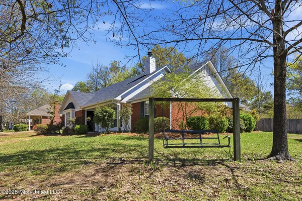 $279,000 | 100 Glenwood Drive, Madison, MS 39110