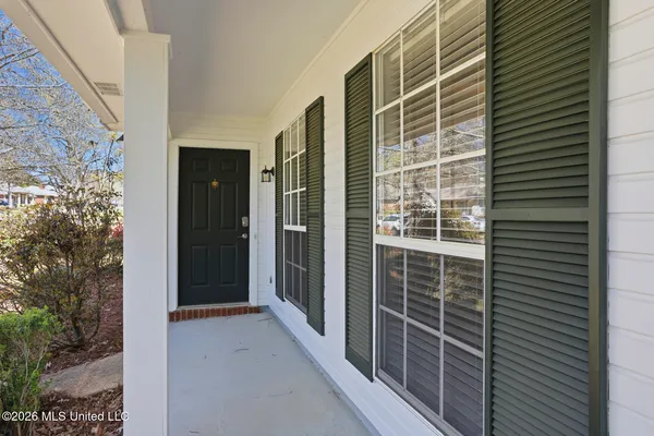 $279,000 | 100 Glenwood Drive, Madison, MS 39110