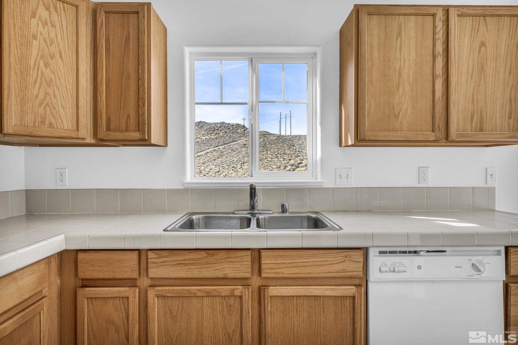 4027 Anthony James Court Reno, NV 89503 - Photo 11 of 28 Photo 11