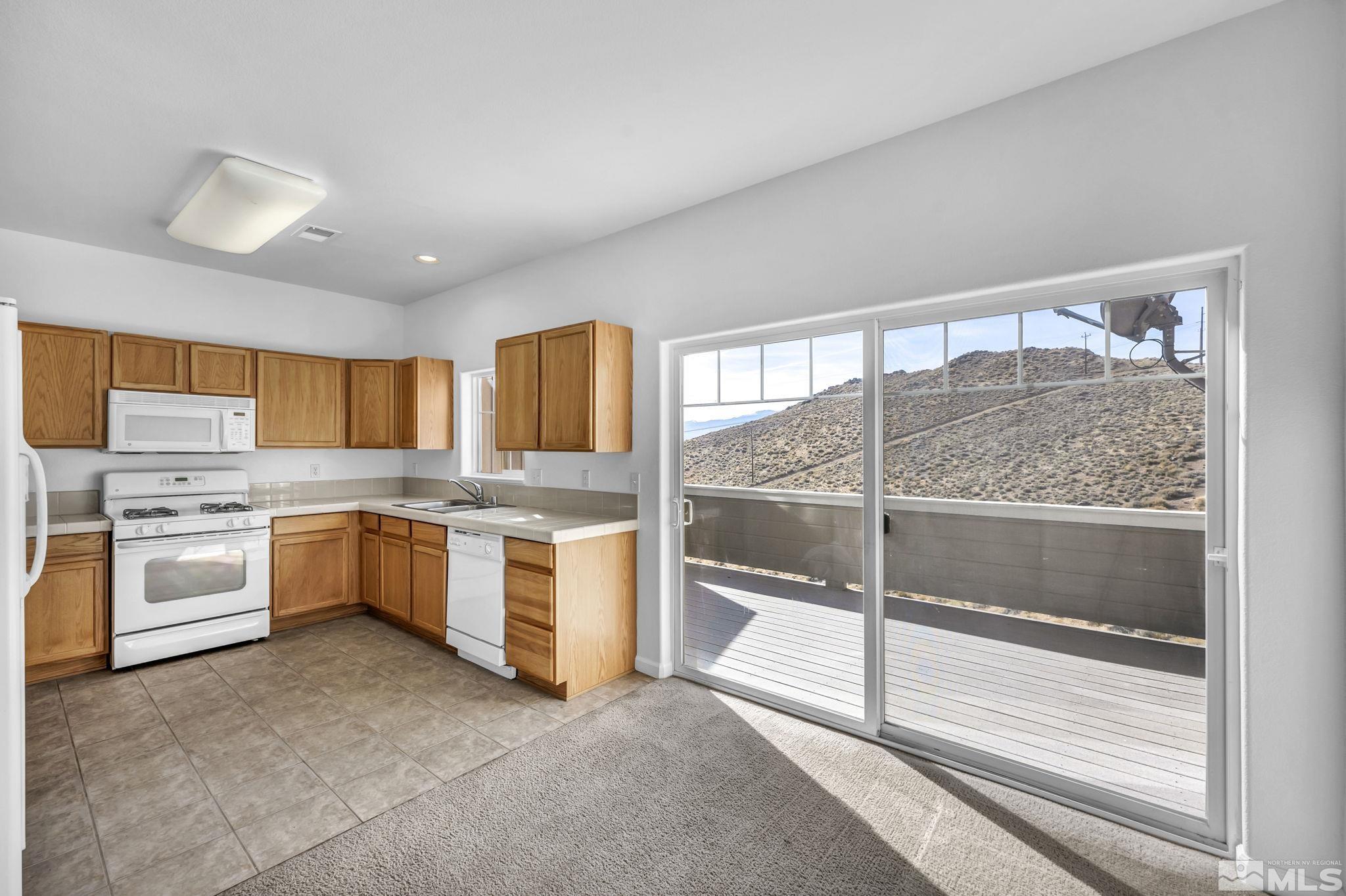 4027 Anthony James Court Reno, NV 89503 - Photo 9 of 28 Photo 9