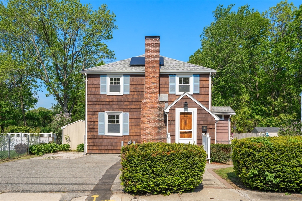 17 Myopia Road Boston, MA 02136 - Photo 1 of 27