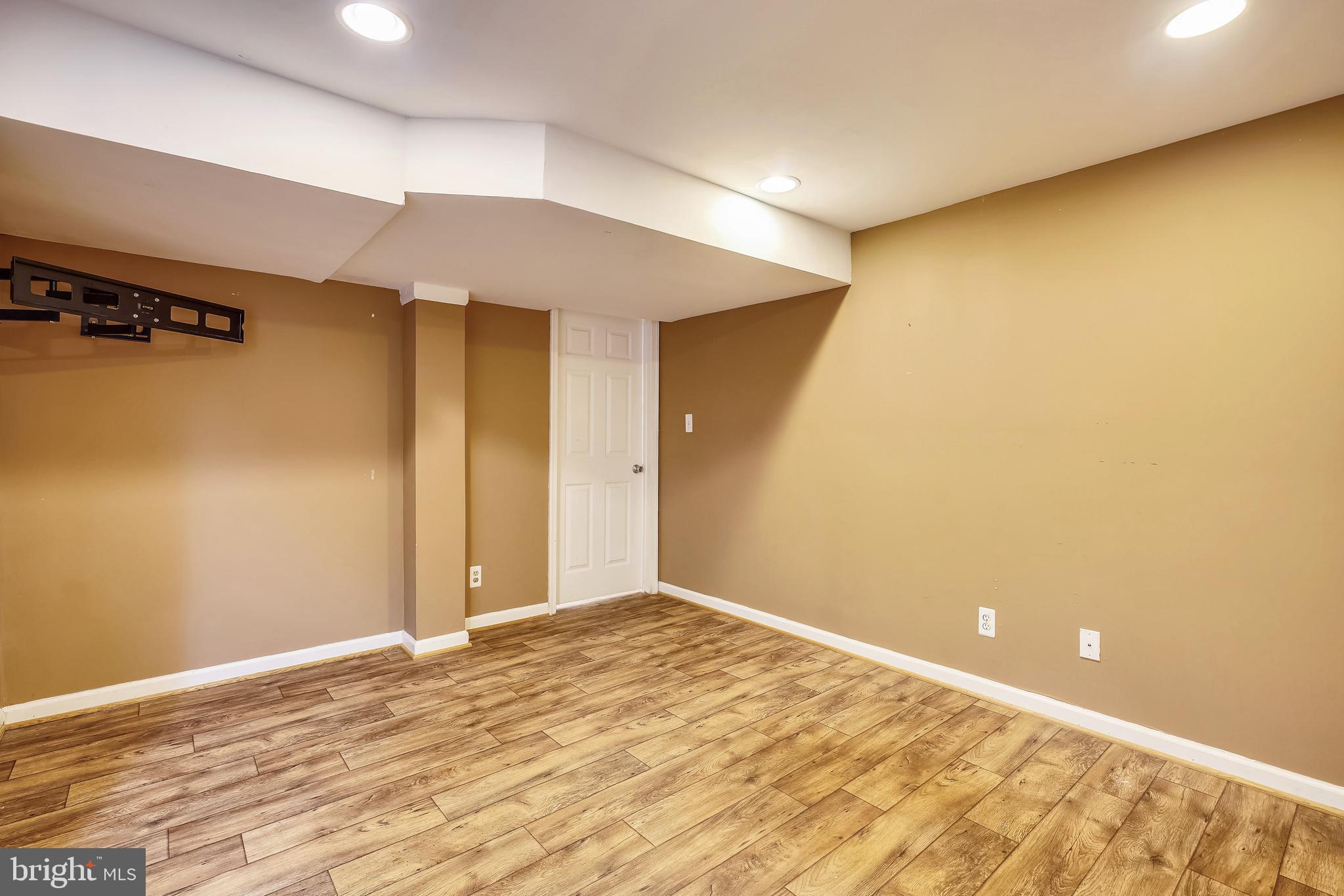 4006 High Point Road Ellicott City, MD 21042 - Photo 38 of 50