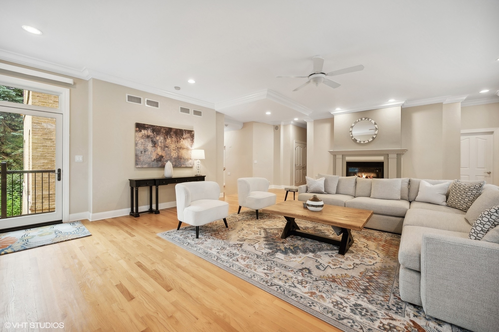 41 Scott Loop Highland Park, IL 60035 - Photo 18 of 50 a living room with furniture and a fireplace