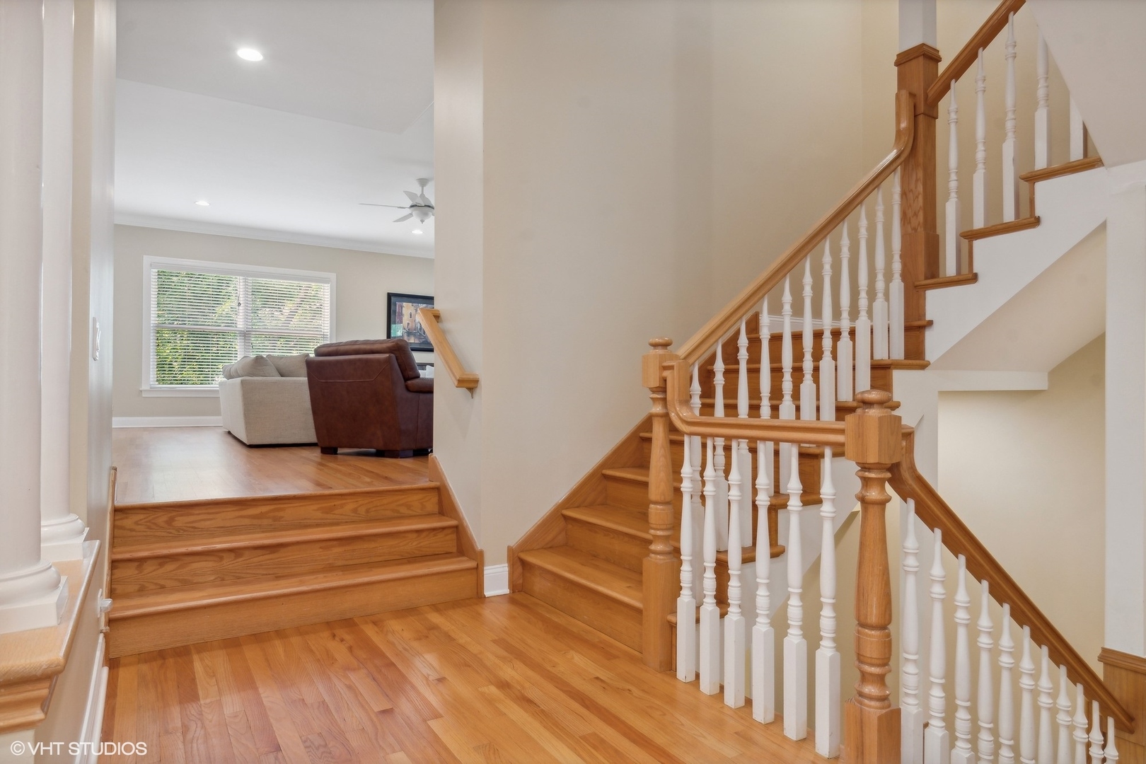 41 Scott Loop Highland Park, IL 60035 - Photo 19 of 50 a view of entryway and hall with wooden floor