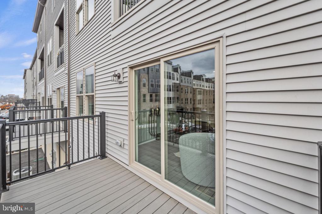 13632 Innovation Station Loop Herndon, VA 20171 - Photo 31 of 33