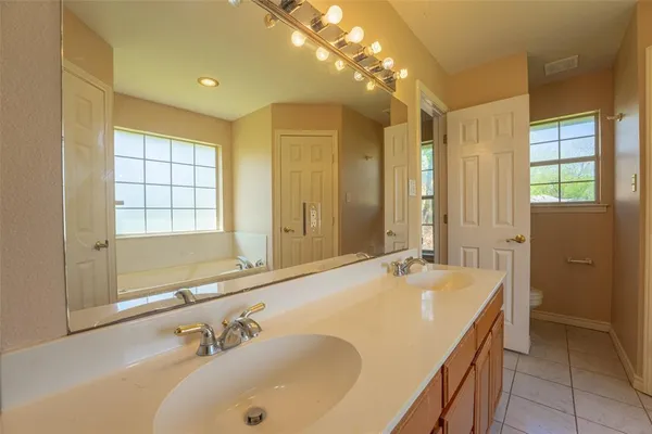 $280,000 | 604 North Cherry Street, Aubrey, TX 76227