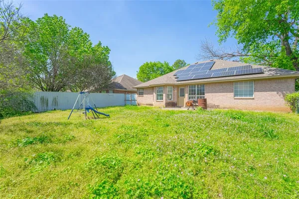 $280,000 | 604 North Cherry Street, Aubrey, TX 76227