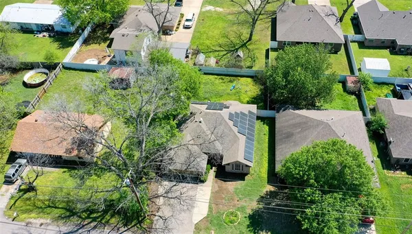 $280,000 | 604 North Cherry Street, Aubrey, TX 76227