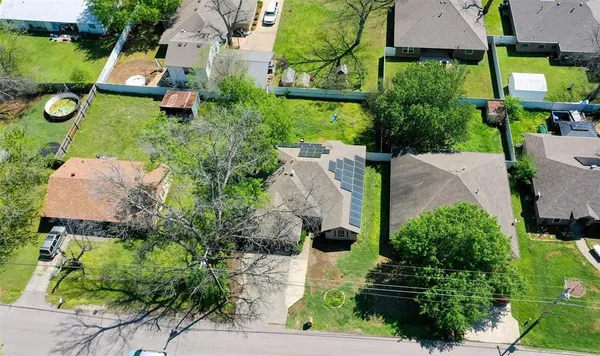 $280,000 | 604 North Cherry Street, Aubrey, TX 76227