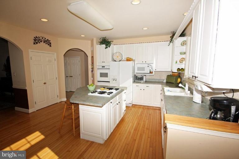 3949 Sharp Road Glenwood, MD 21738 - Photo 5 of 21 Kitchen #2
