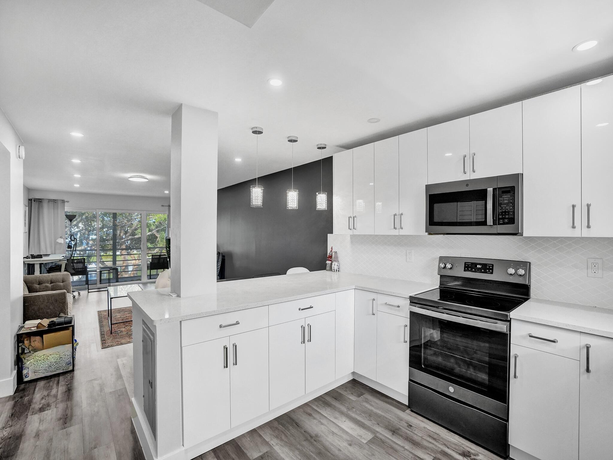 775 Jeffery Street, Unit 5204 Boca Raton, FL 33487 - Photo 14 of 67 DSC06012