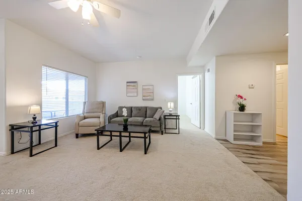 $289,000 | 7401 West Arrowhead Clubhouse Drive, Unit 2047, Glendale, AZ 85308