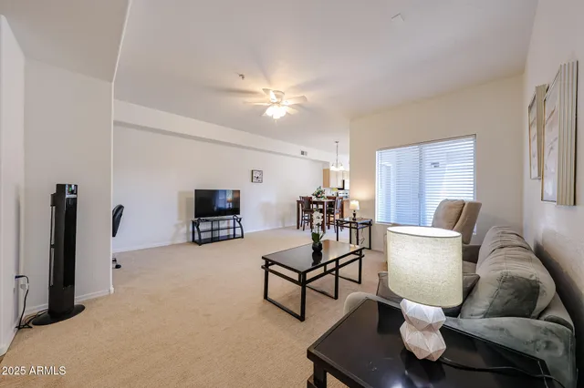 $325,000 | 7401 West Arrowhead Clubhouse Drive, Unit 2047, Glendale, AZ 85308