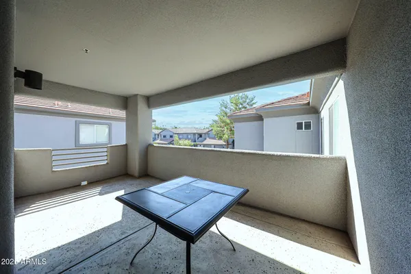 $289,000 | 7401 West Arrowhead Clubhouse Drive, Unit 2047, Glendale, AZ 85308