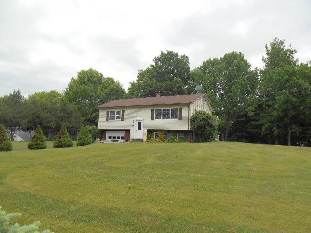 112 McLaughlin Circle Chelsea, ME 04330 - Photo 2 of 16 Photo