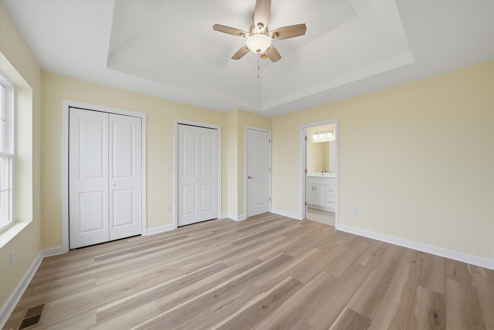 477 Emma Drive Manteno, IL 60950 - Photo 15 of 29 a view of a room with an empty room
