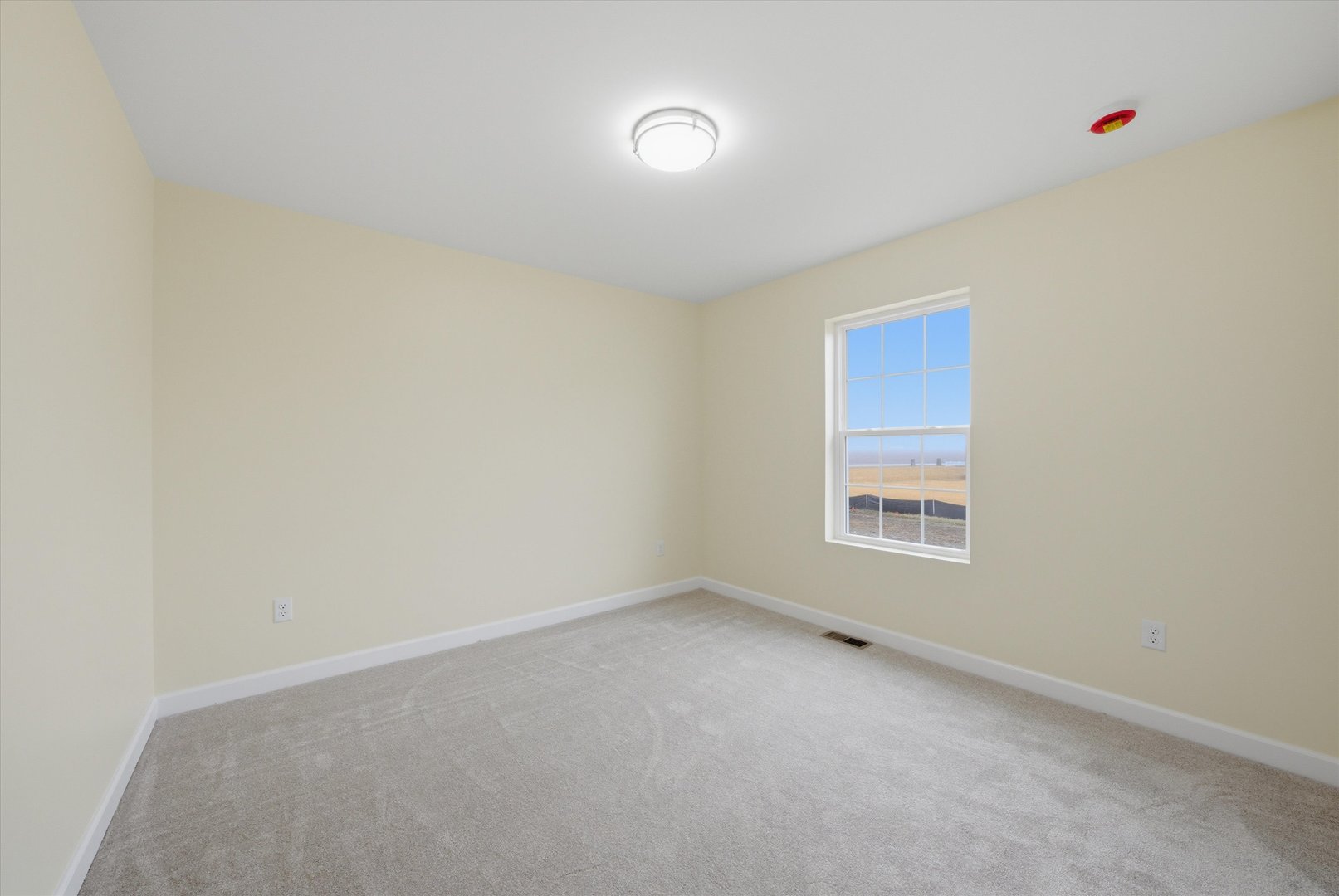 477 Emma Drive Manteno, IL 60950 - Photo 16 of 29 a view of an empty room and a window