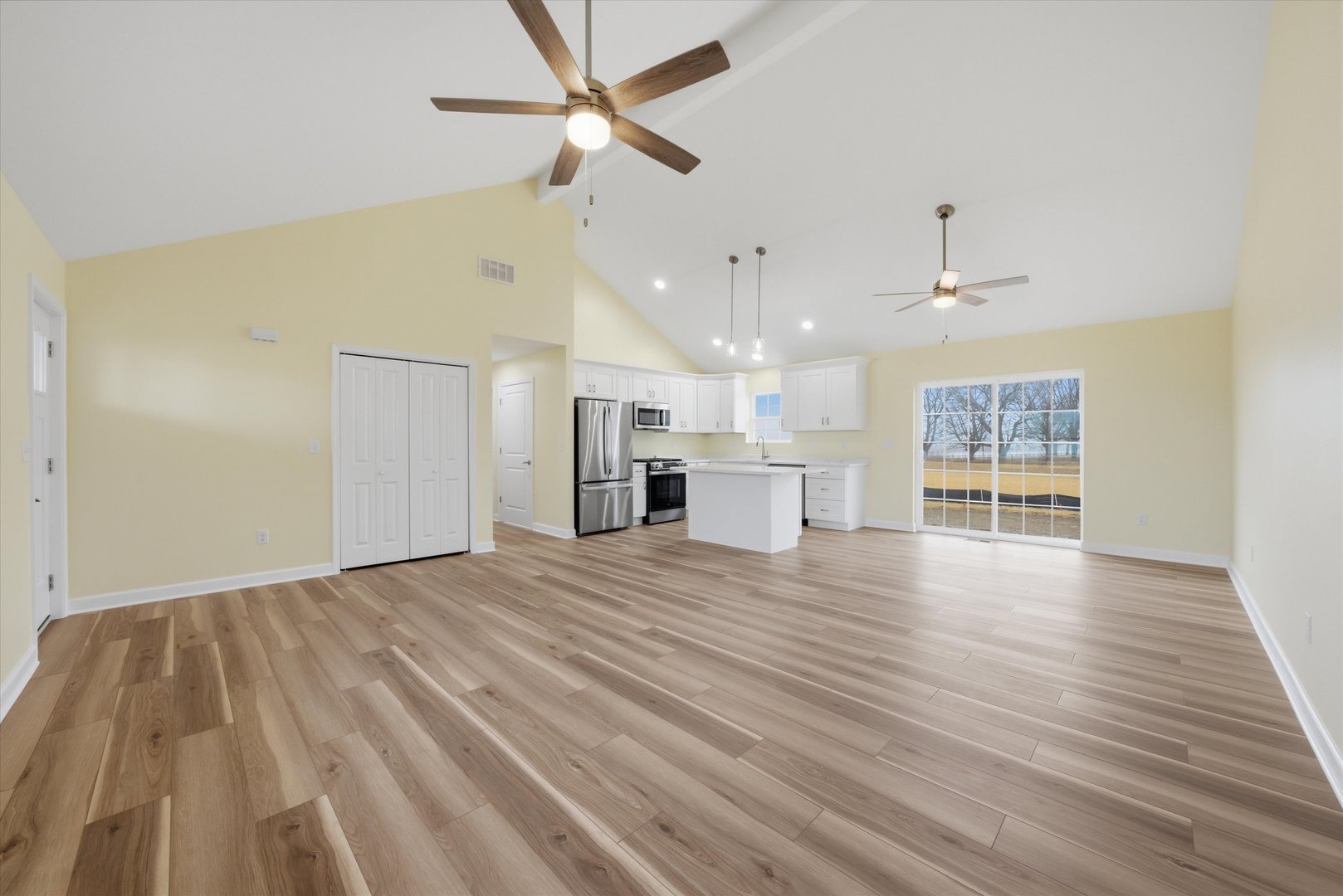 477 Emma Drive Manteno, IL 60950 - Photo 6 of 29 a view of a livingroom with a flat screen tv