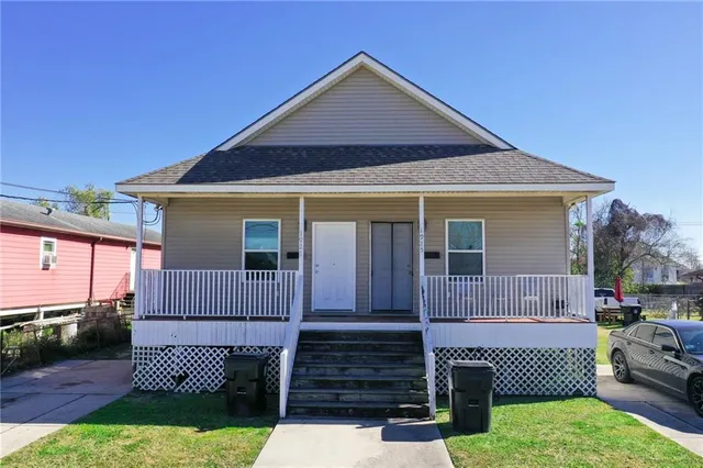 $1,150 | 1927 Tricou Street, New Orleans, LA 70117
