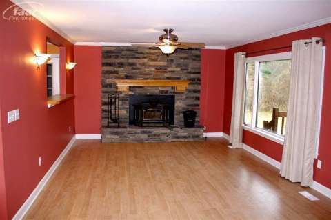 10460 East Stanley Road Davison, MI 48423 - Photo 7 of 43 20386795-6.JPG