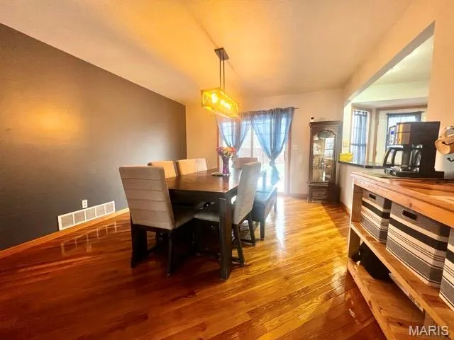 $365,000 | 10 Hibiscus Lane, Hannibal, MO 63401